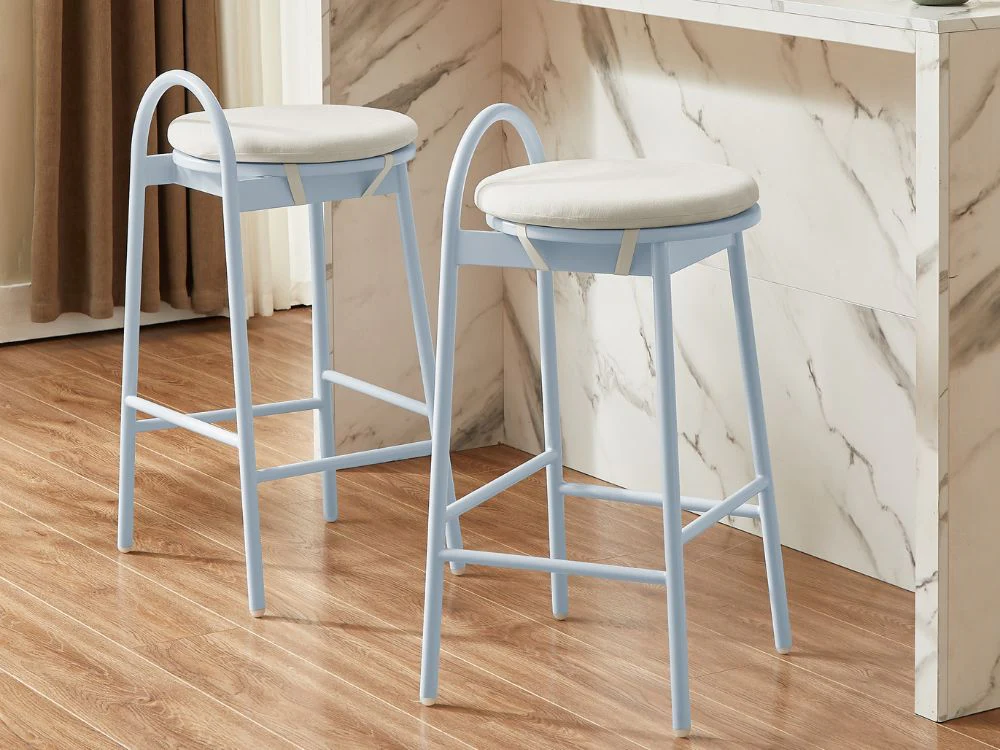 Alice Barstool
