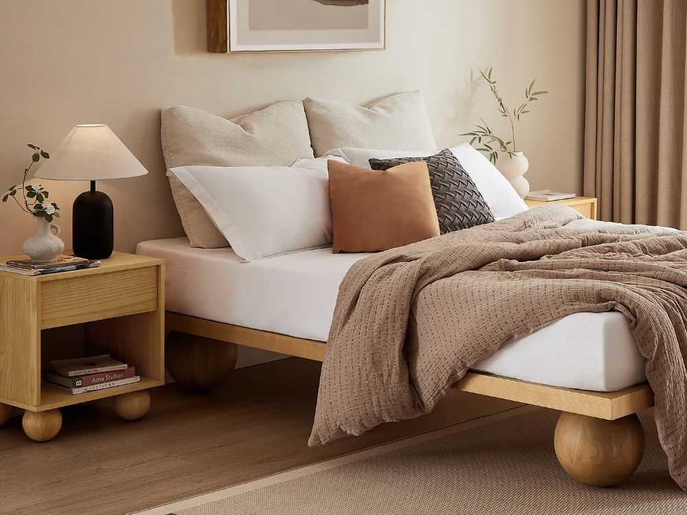 Ballico Timber Bed Base - Light Oak - Image 14